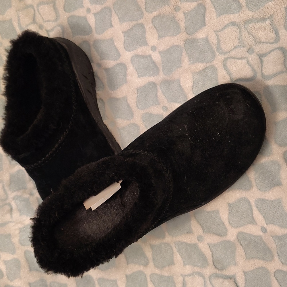Merrell suede clogs size 7